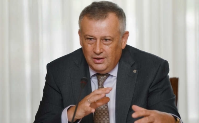 Губернатор Дрозденко заявил, что болота закаляют характер многодетных детей