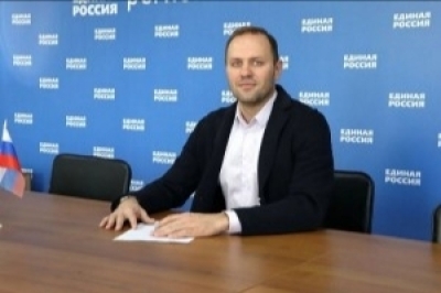 &laquo;Зубки&raquo; для города: как депутат использовал детей для продвижения идеи