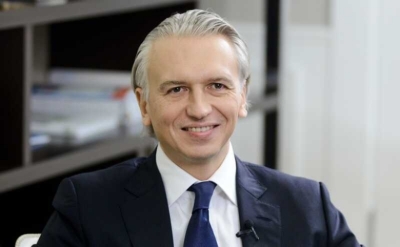 Дюков обогнал Сечина по доходам: глава «Газпром нефти» помогает себе зарабатывать на дивидендах от «Сибура»