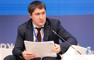 Губернатор Махонин взял под личную охрану авторитета, пьяницу и хулигана