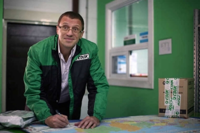 Герман Греф в интервью Познеру: «Гольдорт на лыжах быстрее, чем СДЭК на машинах»